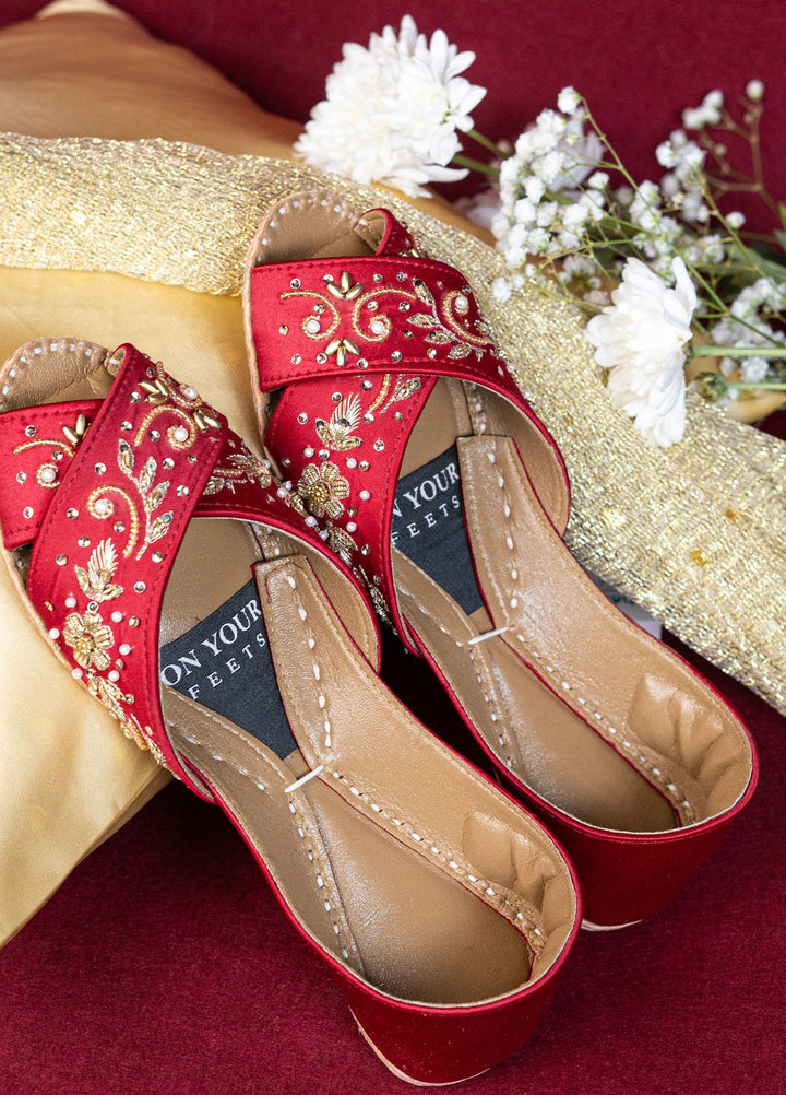On Your Feets Embroidery Women Peshawari Khussa EPK1001 Royal Red