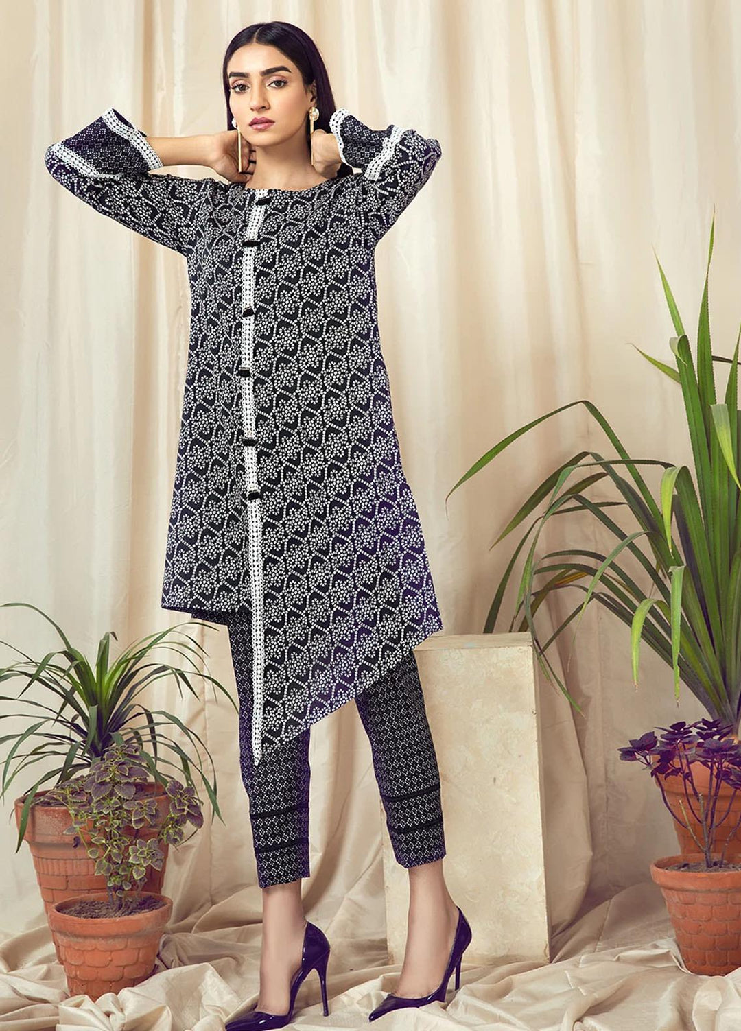Rangoli by Ittehad Textiles Printed Lawn Suits Unstitched 2 Piece ITD21R 21416A-BLK - Summer Collection
