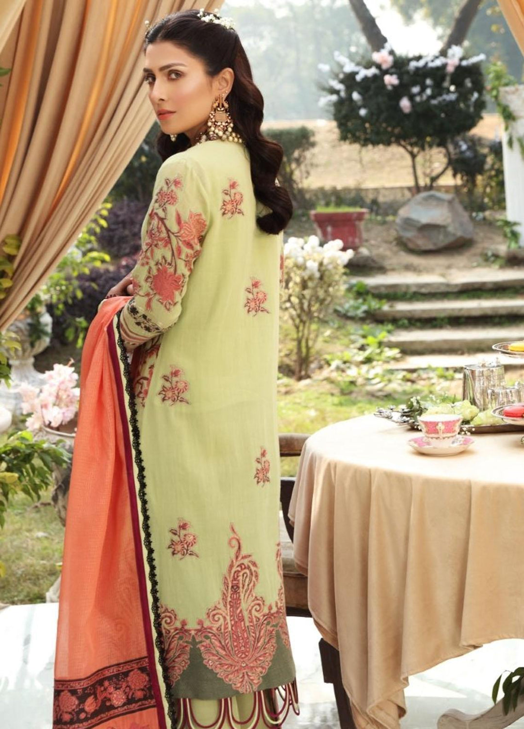 Sable Vogue By Ittehad Textiles Embroidered Jacquard Suits Unstitched 3 Piece ITD21SV 04-KAYAL - Luxury Collection