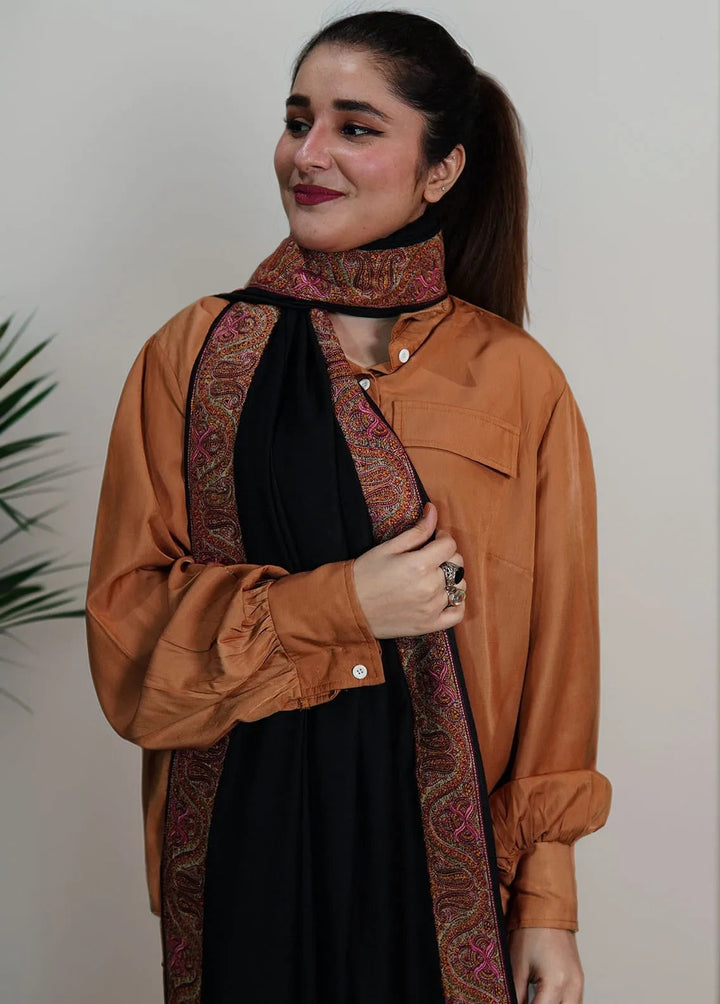 Sanaulla Exclusive Range Pashmina Shawl MAMA D-8 Black - Winter Collection