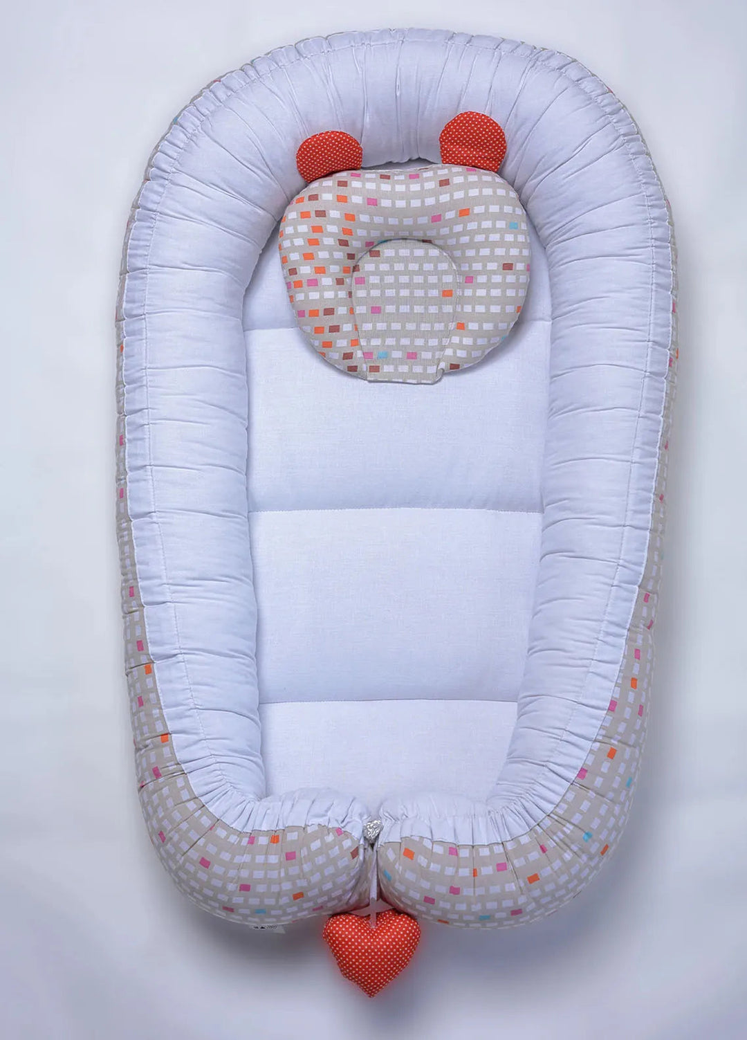 SEJ Snuggle Bed Dotty Delight - New Born Snuggle Bed Collection