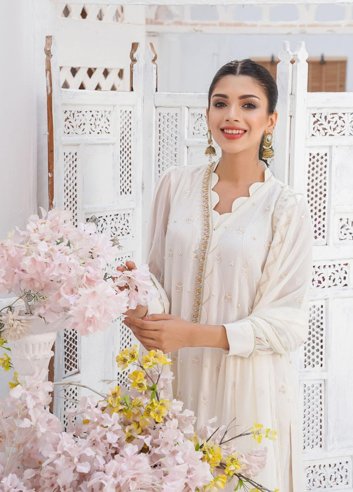 Shamooz Embroidered Chiffon Suits Unstitched 3 Piece SHM22W SU-030 - Winter Collection