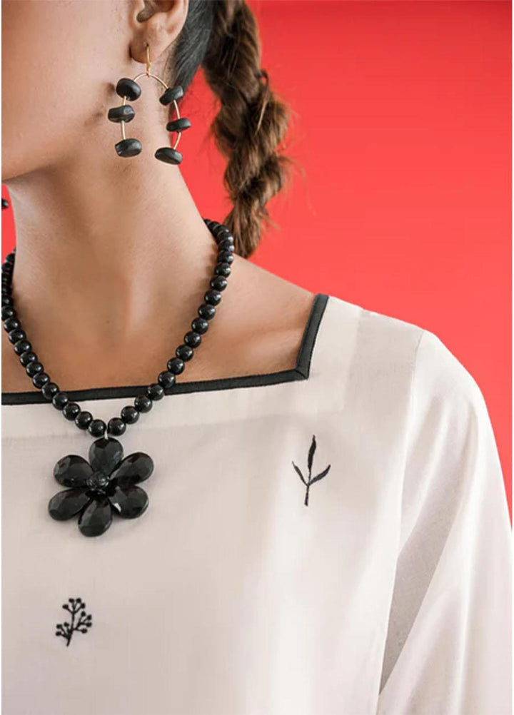 Shurooq Casual Pret  Lawn 2 Piece Dress SHQ23NFT Aurora