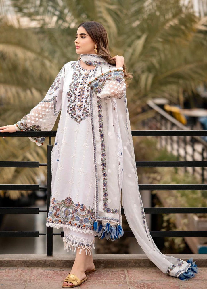 Siraa By Sadaf Fawad Khan Embroidered Lawn Suits Unstitched 3 Piece SDF24S Amira A - Luxury Collection