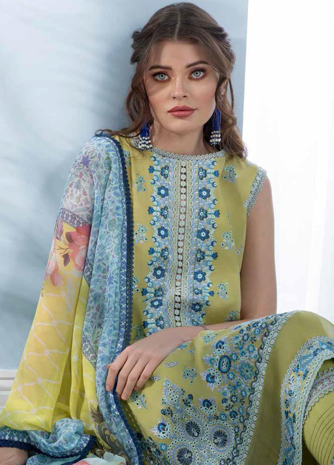 Sobia Nazir Embroidered Lawn Suits Unstitched 3 Piece SN21L 5A - Luxury Collection