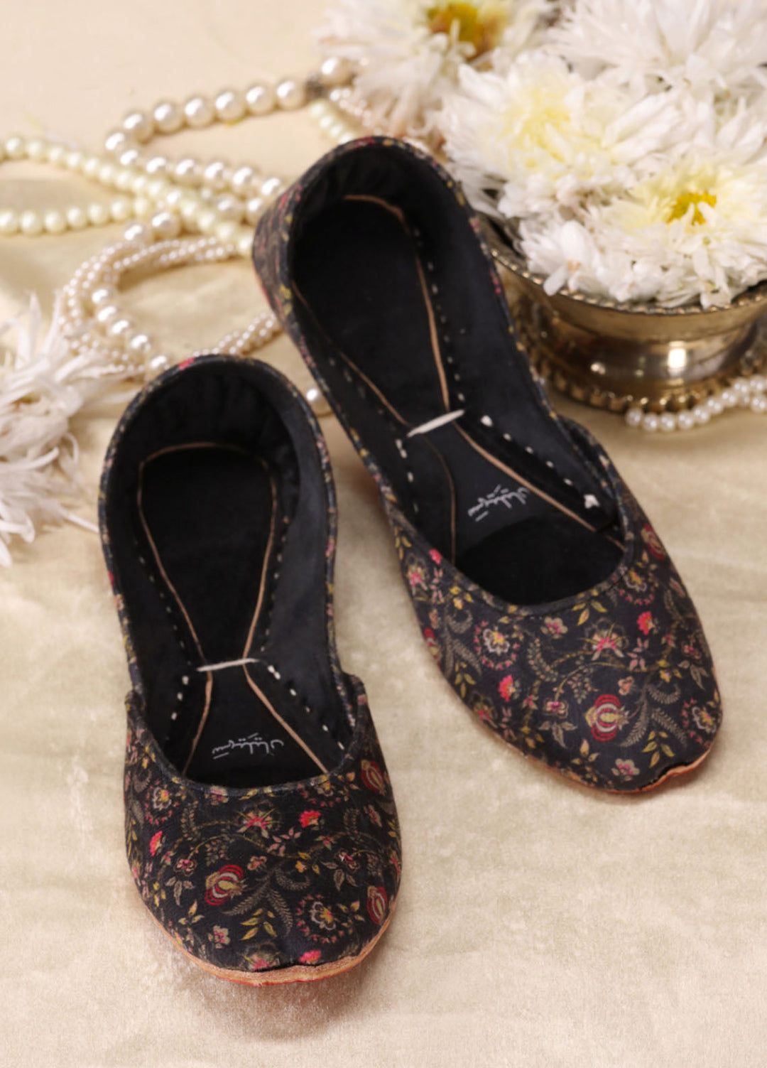 Surkhab by Saheliyan Women Khussa Masar