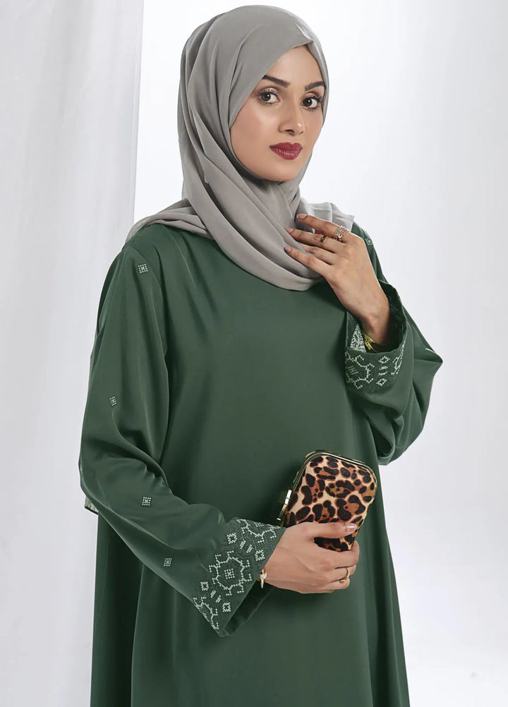 TGM Pret Embroidered Nidha Abaya Mazneen