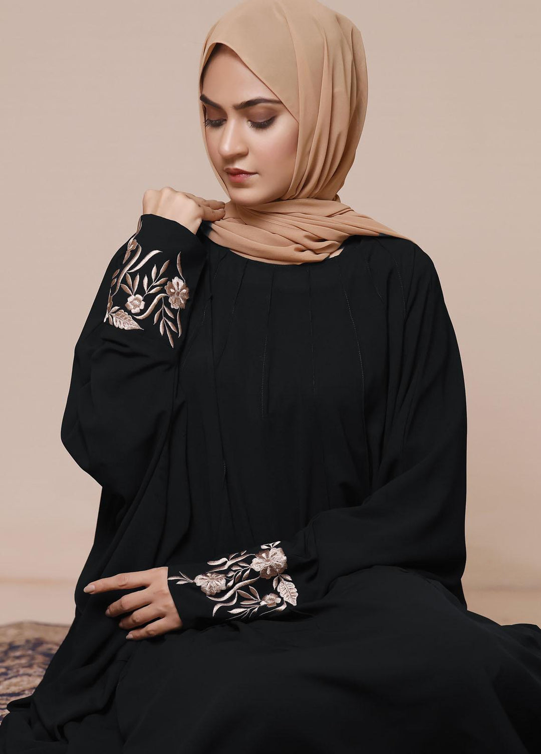 The Great Master (TGM)  Korean Nida Front Closed Abaya TGM22MM Mystic Fire