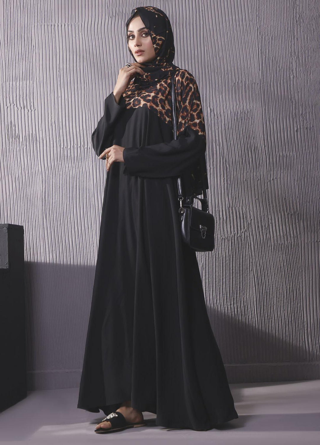The Great Master (TGM)  Nida Pret Abaya TGM22EA Gold Rush