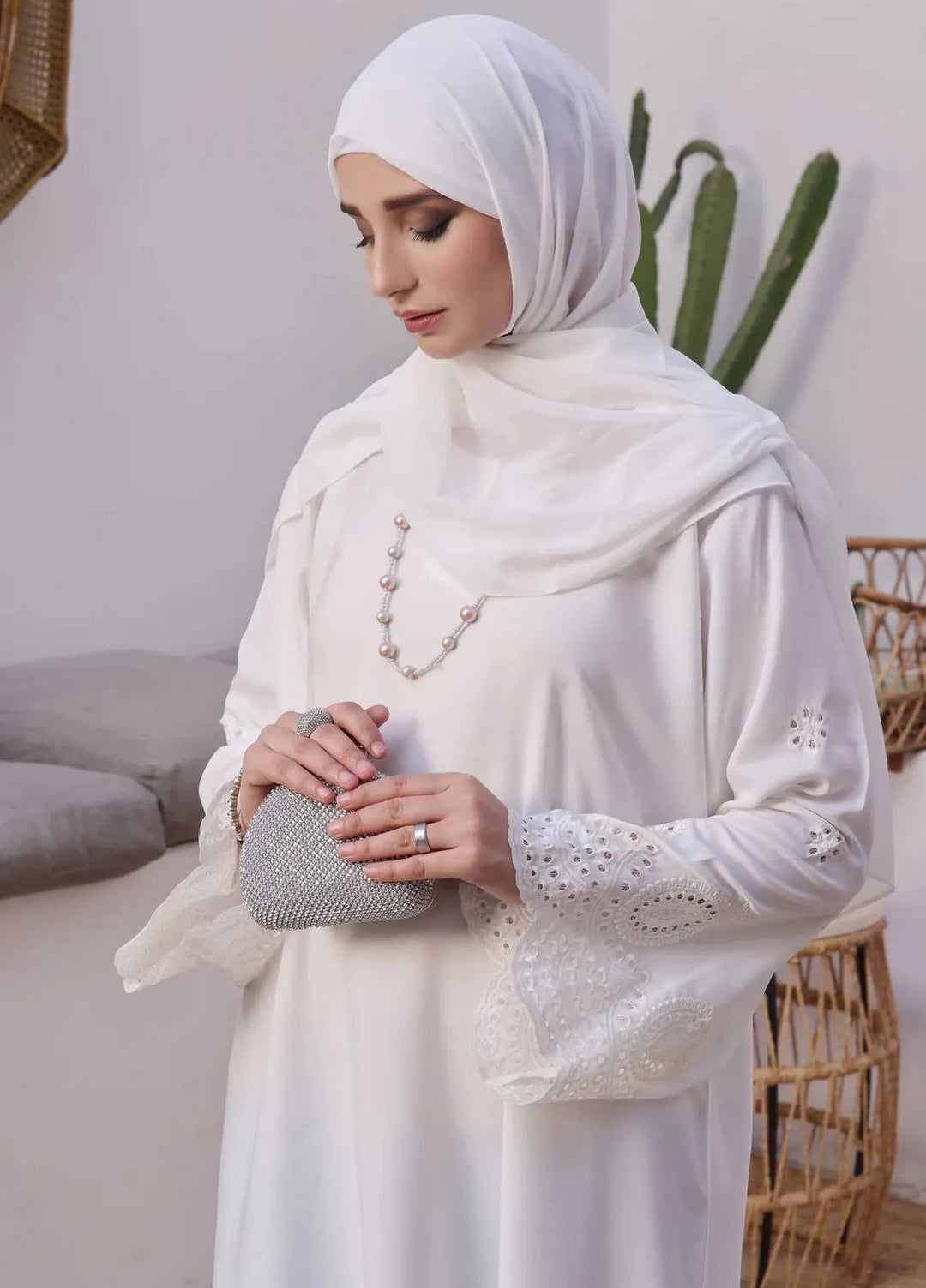 The Great Master TGM Pret Casual Abaya Resham