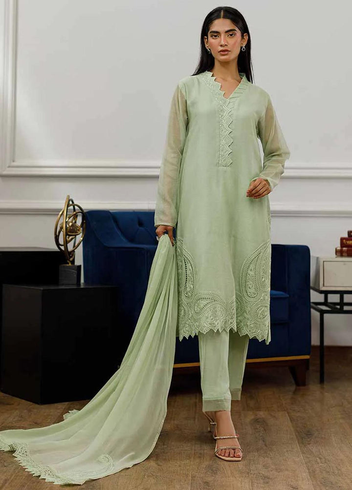 Threads & Motifs Pret Formal  3 Piece Suit 8533