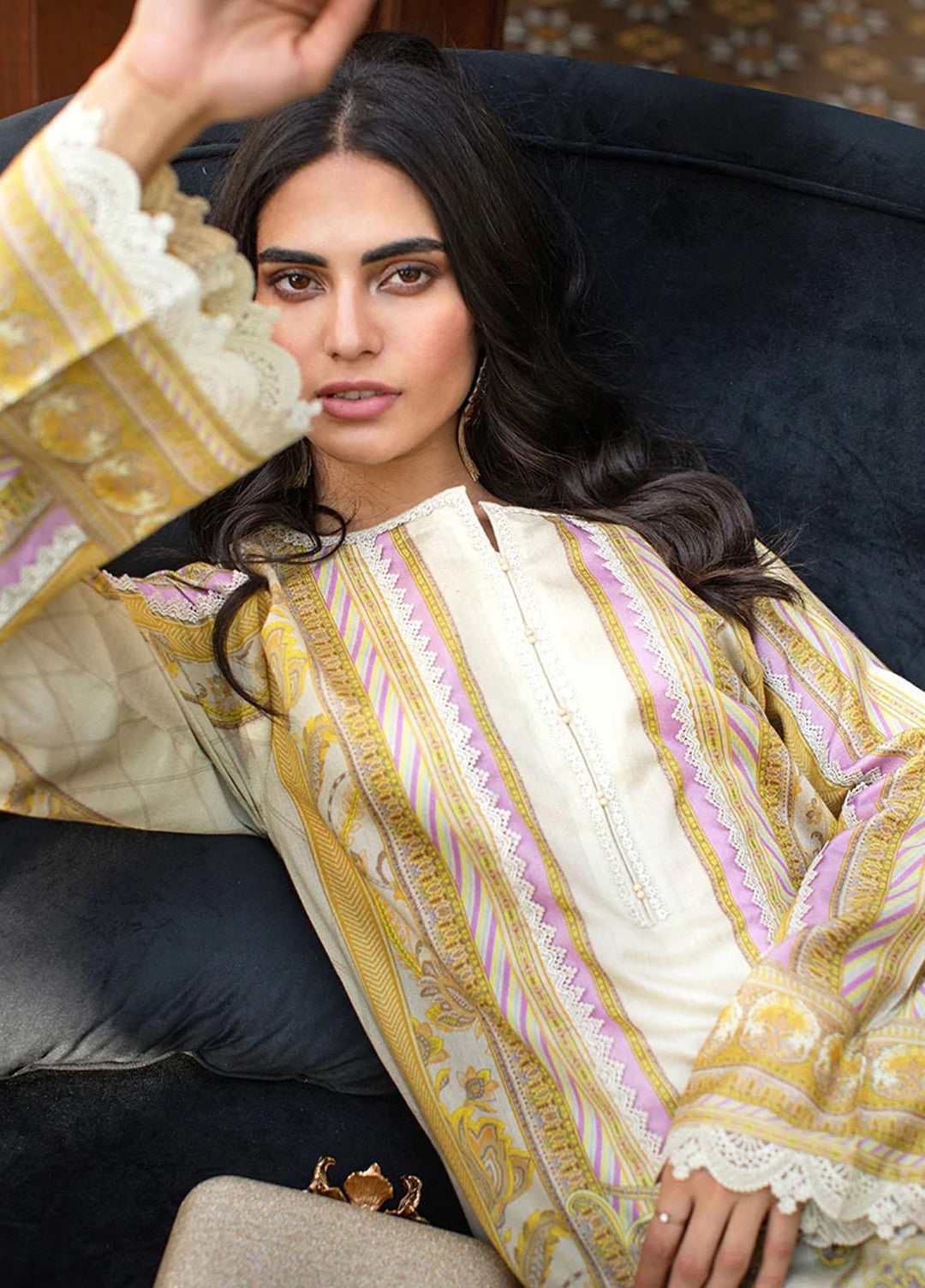 Threads & Motifs Pret   Shirt THM22RW 7652