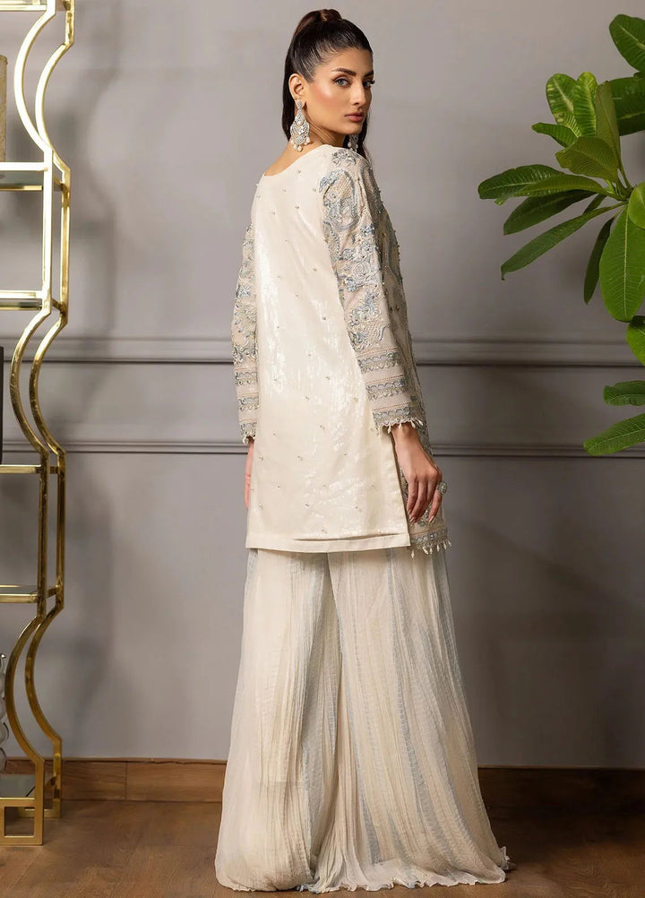 Threads And Motifz Pret Embroidered 2 Piece Suit 9069