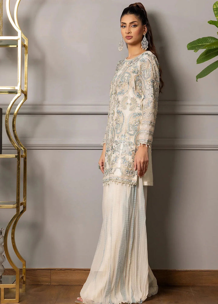 Threads And Motifz Pret Embroidered 3 Piece Suit 9066