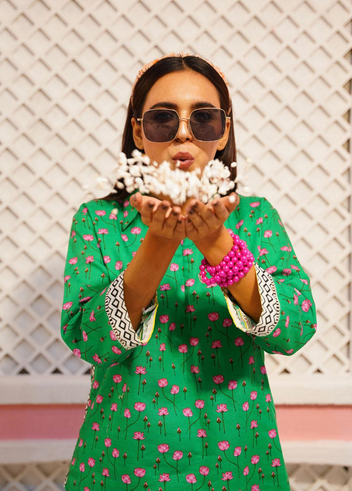 Top Notch Casual Pret  Khaddar 2 Piece Suit TN22RP CO-01