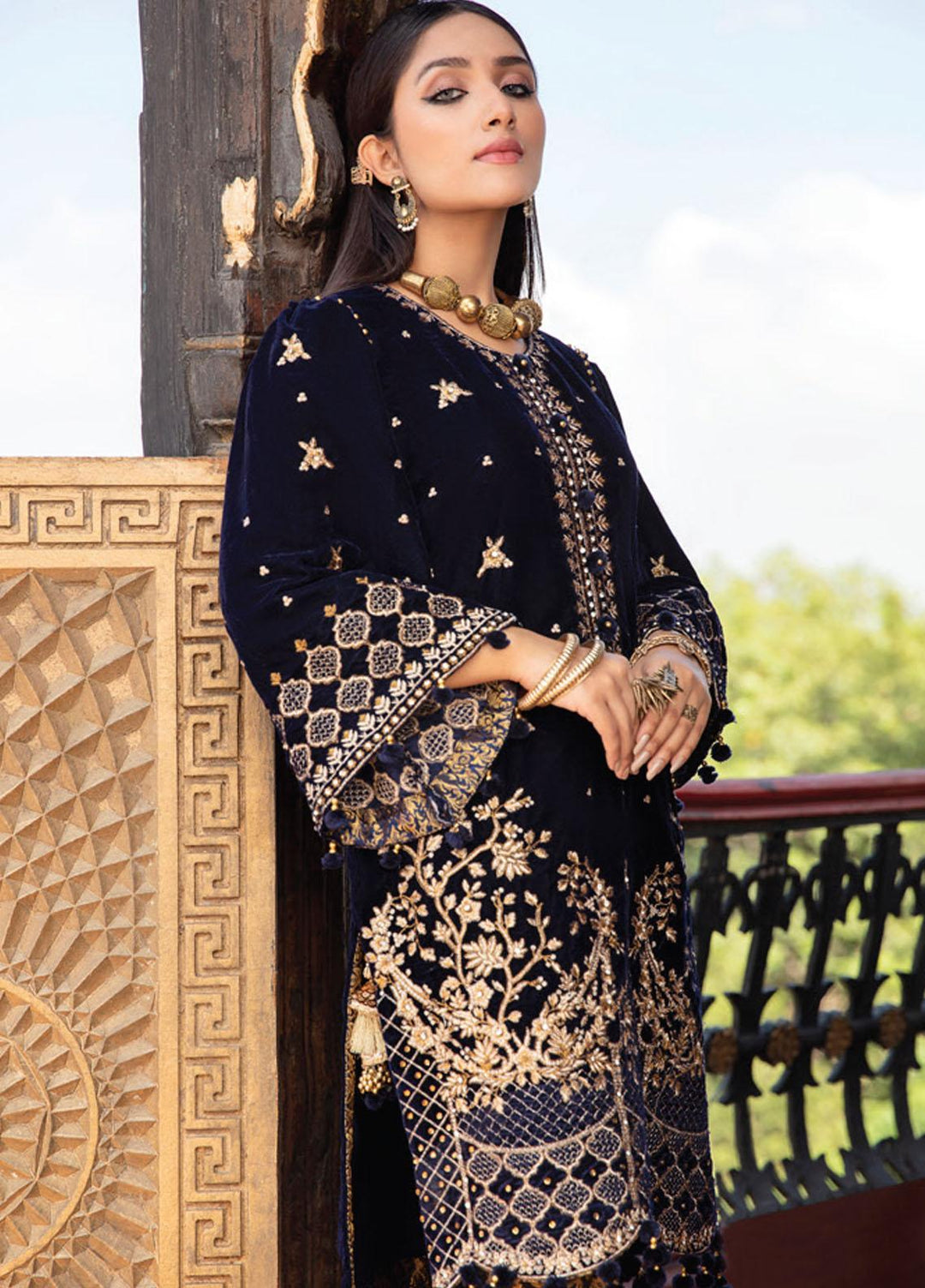 Velveto by Al Zohaib Embroidered Velvet  Unstitched Shirt AZ21V-2 D-05 - Winter Collection