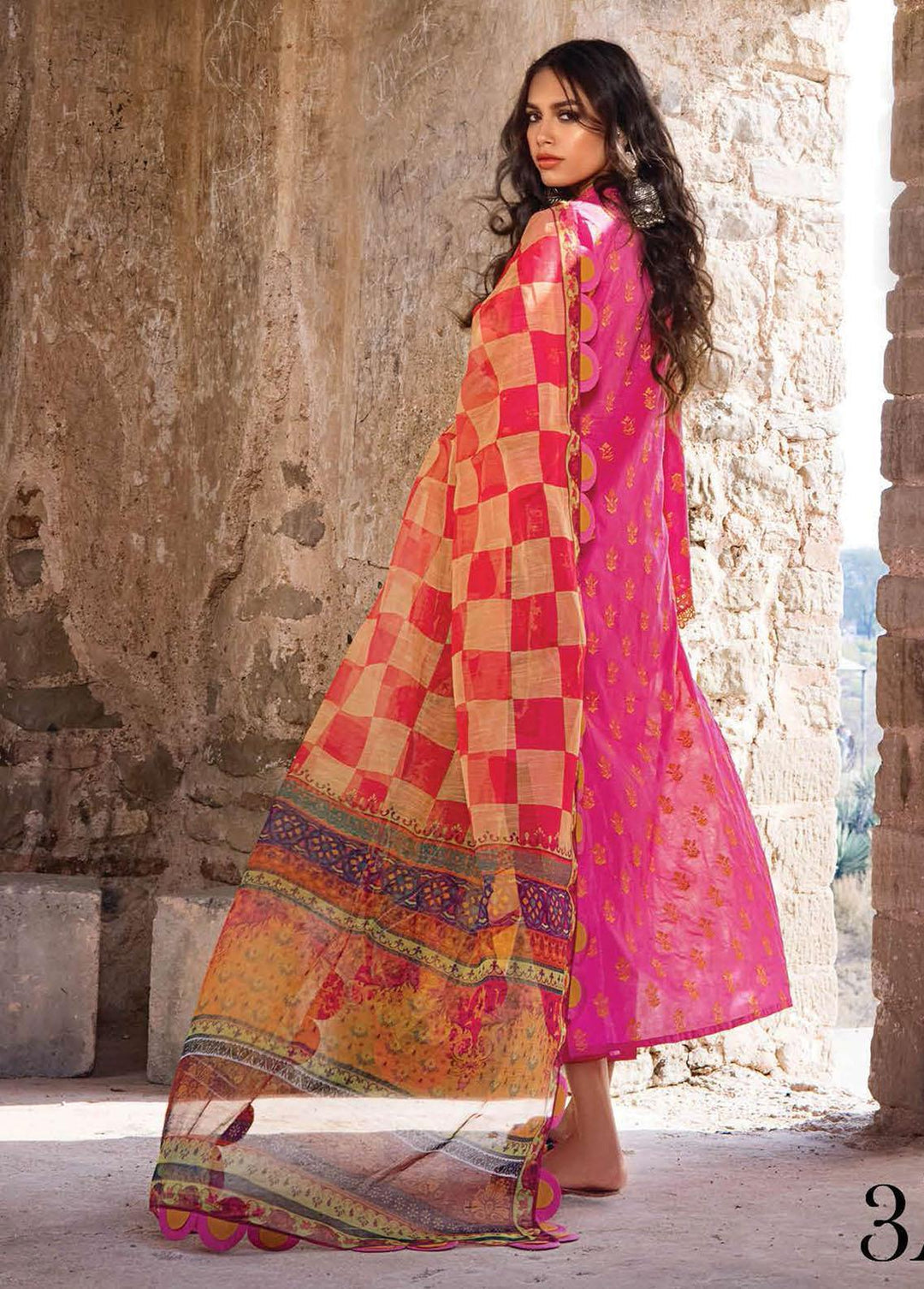 Zainab Chottani Embroidered Chikankari Suits Unstitched 3 Piece ZC22CK Meh-O-Maah 3A - Luxury Collection