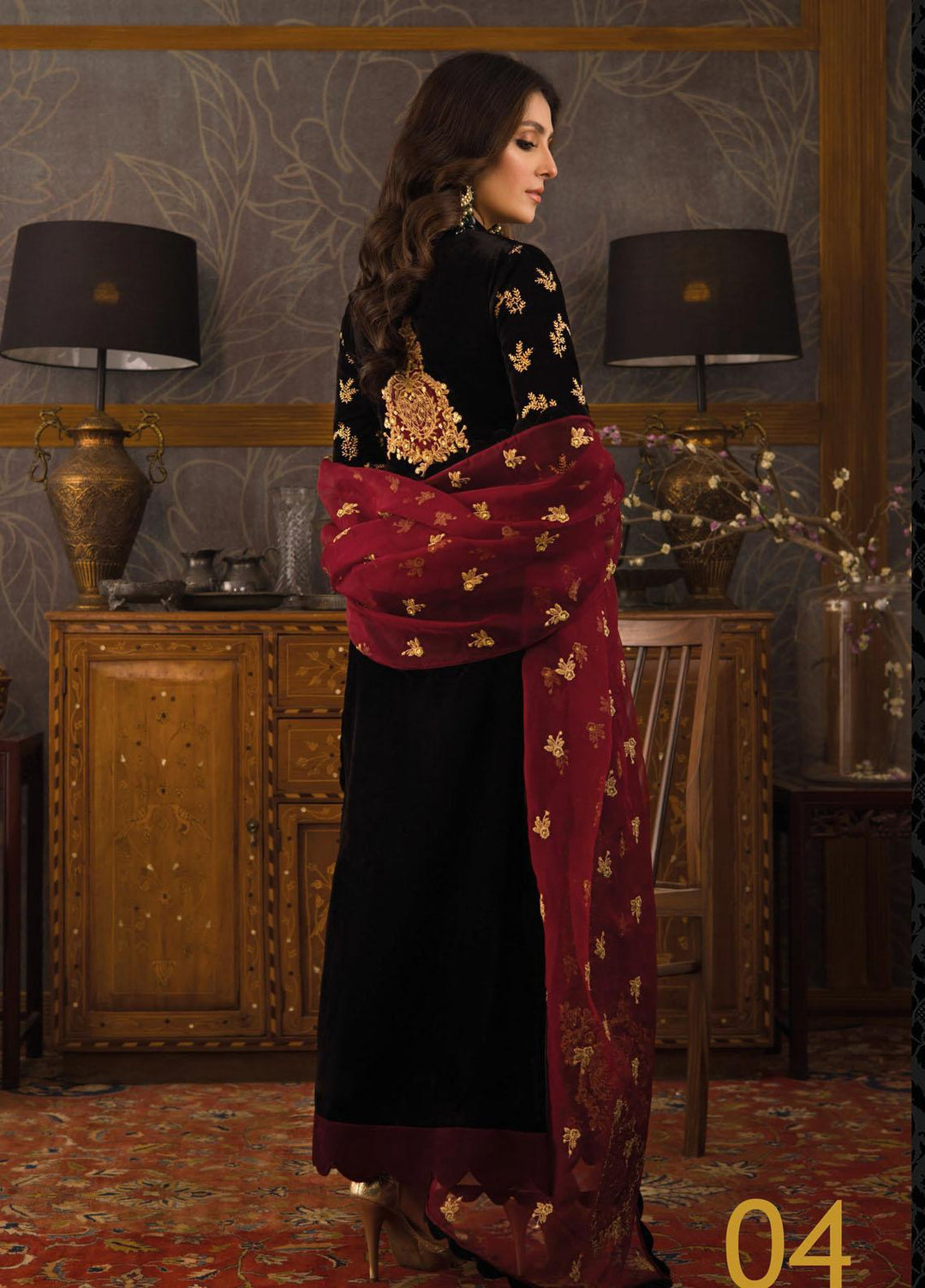 Zainab Chottani Embroidered Velvet Suits Unstitched 3 Piece ZC21FW 04 Noor - Winter Collection