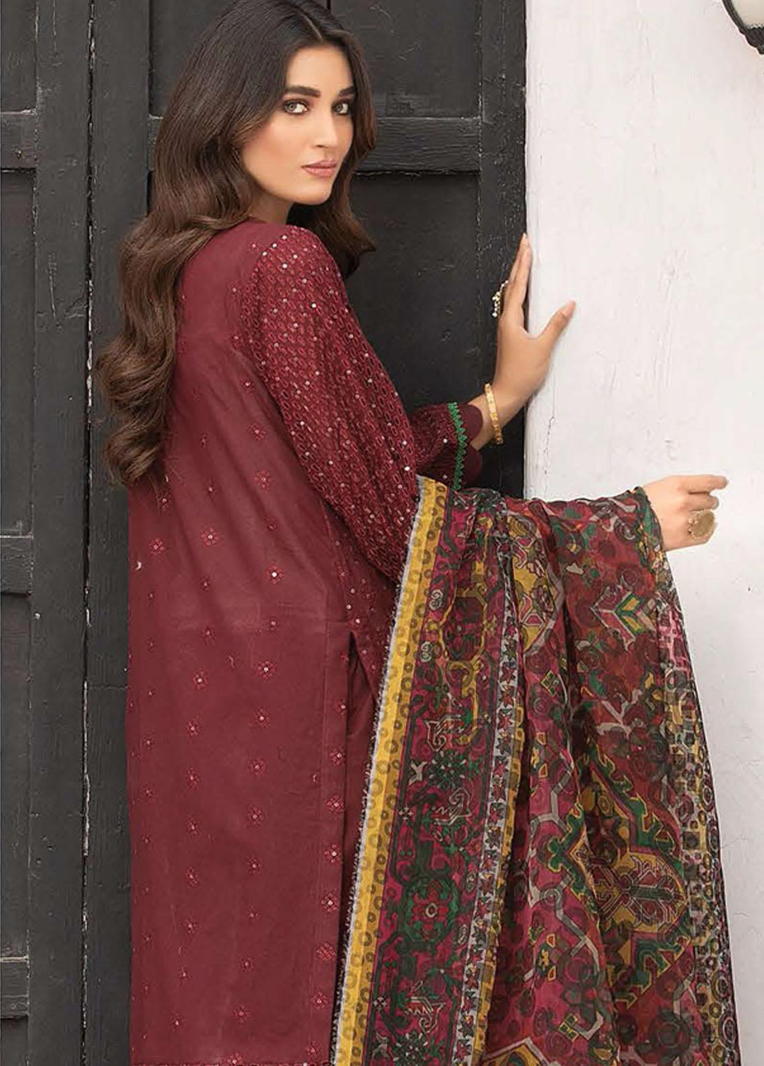 Zoha By Aalaya Embroidered Lawn Suits Unstitched 3 Piece ALY22Z D-02 - Summer Collection