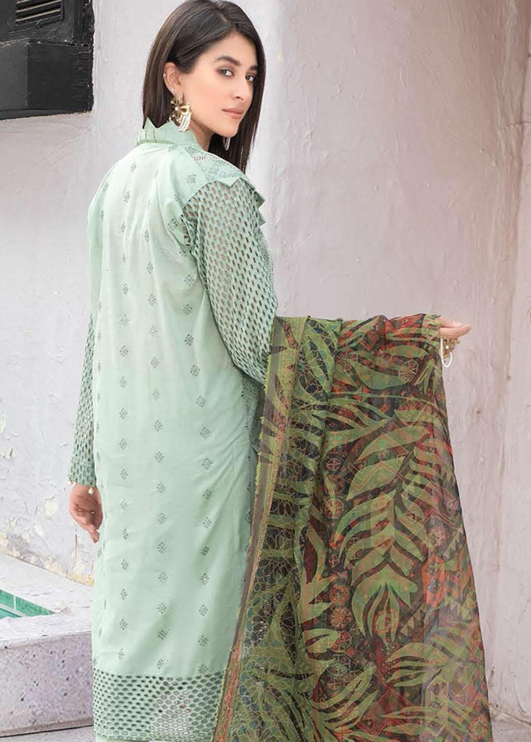 Zoha By Aalaya Embroidered Lawn Suits Unstitched 3 Piece ALY22Z D-03 - Summer Collection