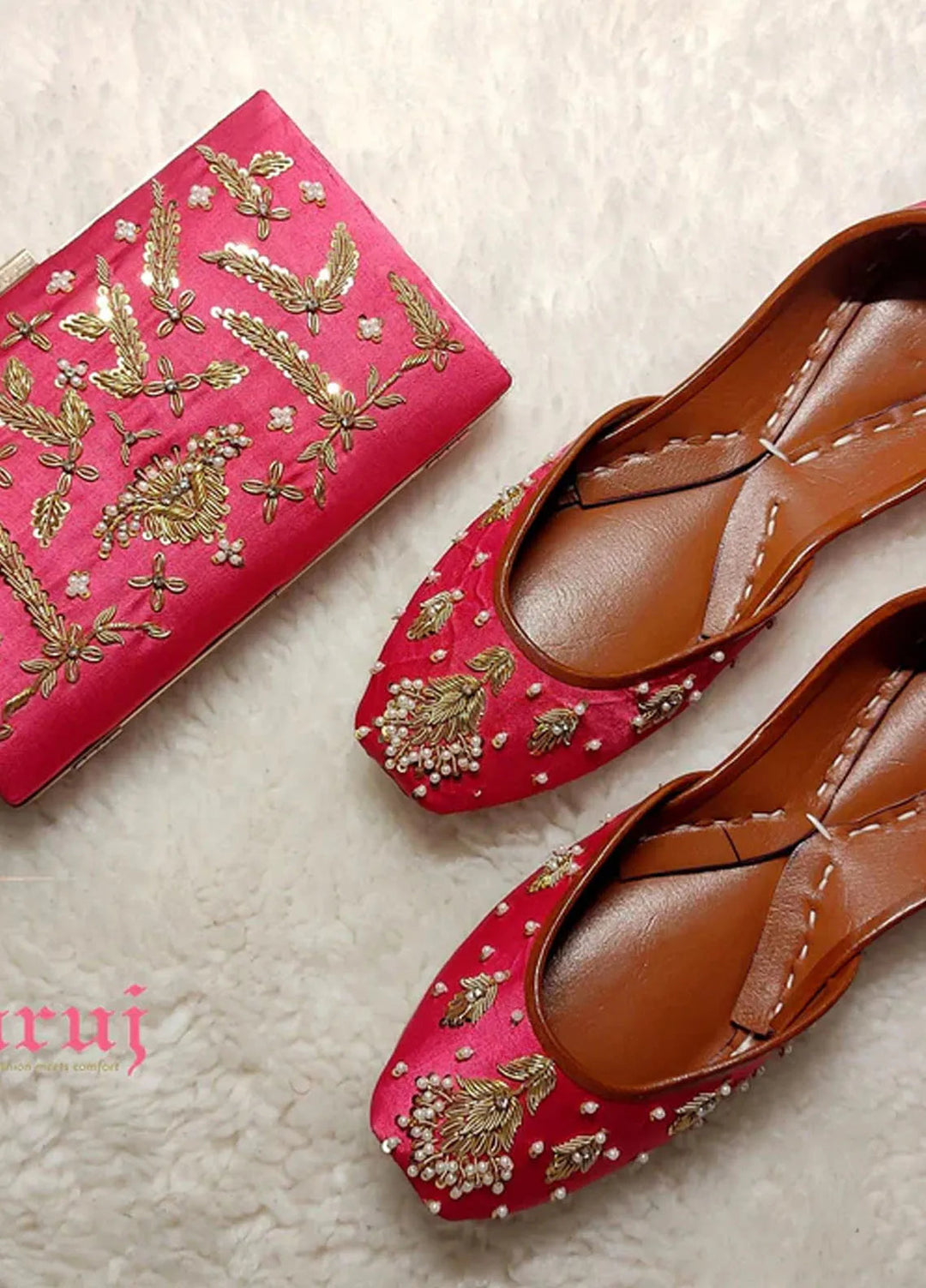 Zuruj Festive Style Clutch X Khussa CL-106