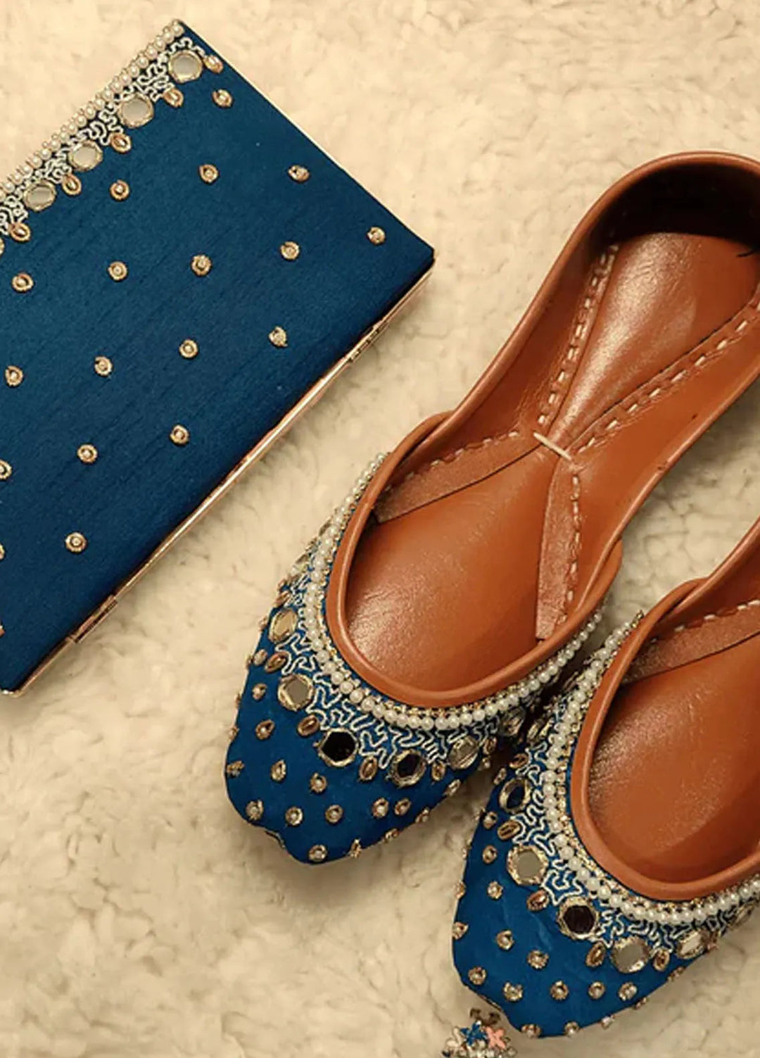 Zuruj Festive Style Clutch X Khussa CL-14