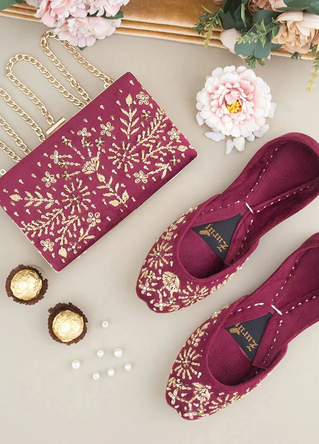 Zuruj Festive Style Clutch X Khussa CL-238-Magenta