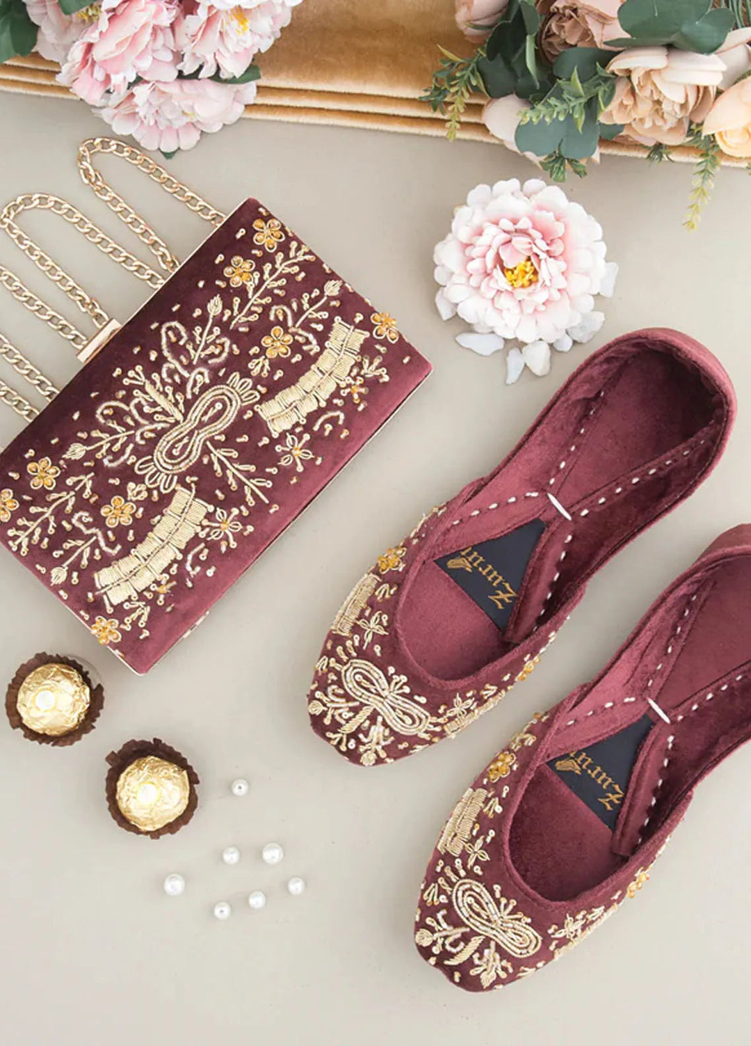 Zuruj Festive Style Clutch X Khussa CL-239-BROWN