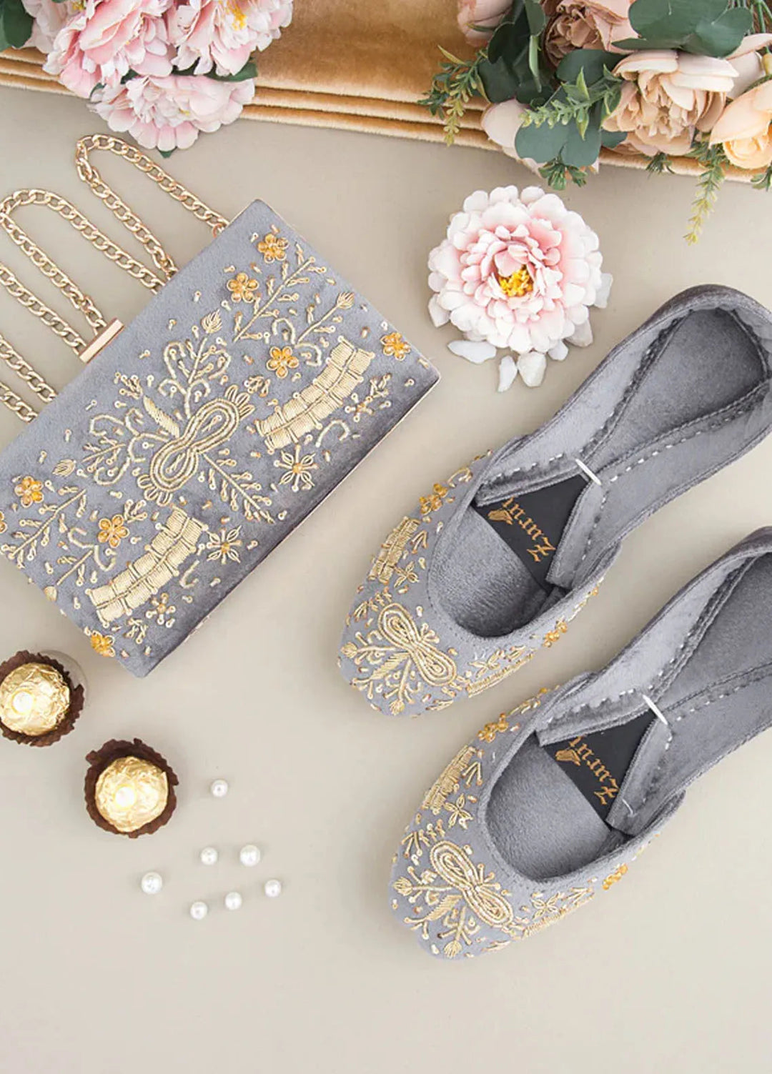 Zuruj Festive Style Clutch X Khussa CL-239-GREY