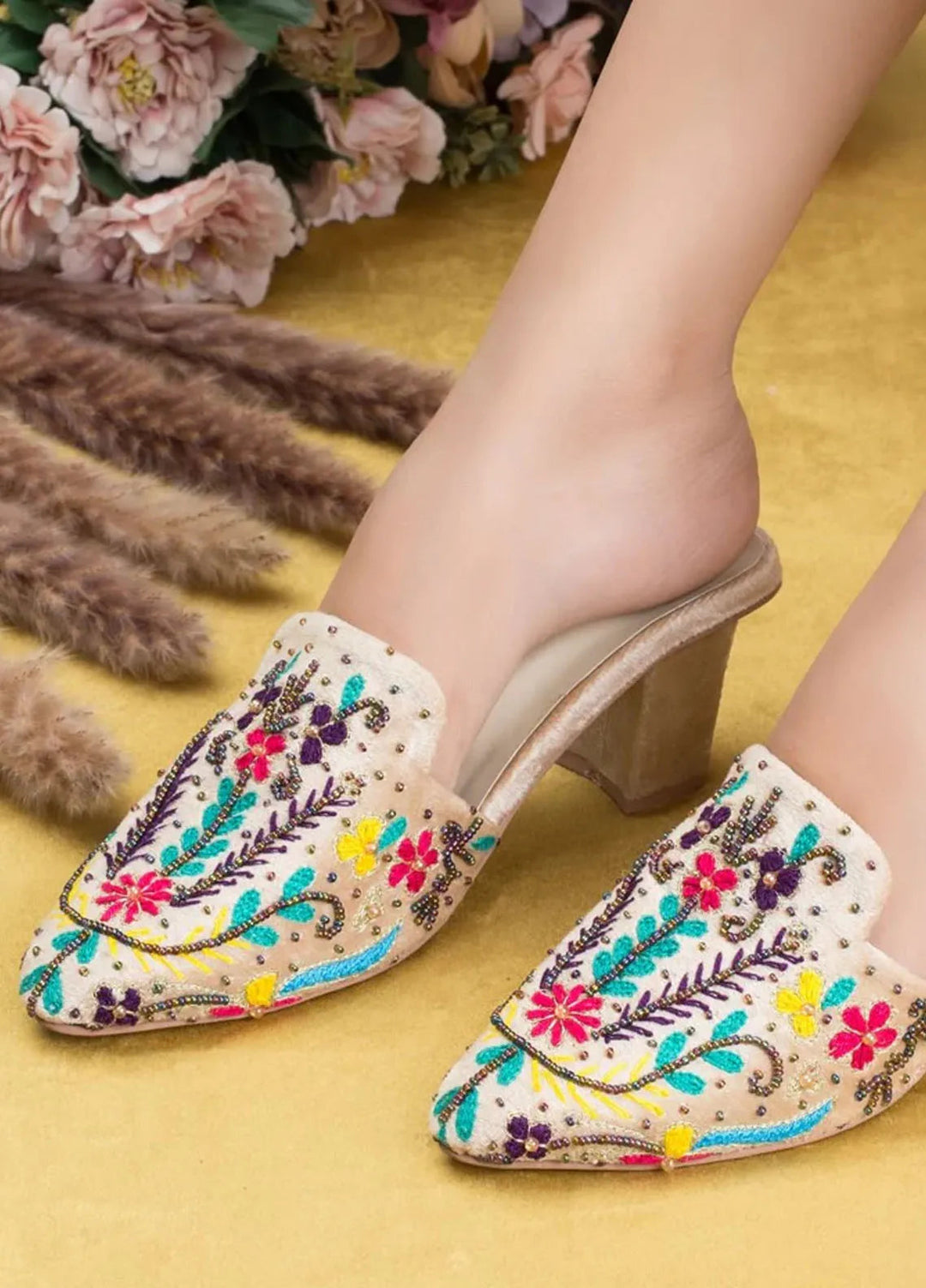 Zuruj Festive Style Heel Mules HM-251-Cream