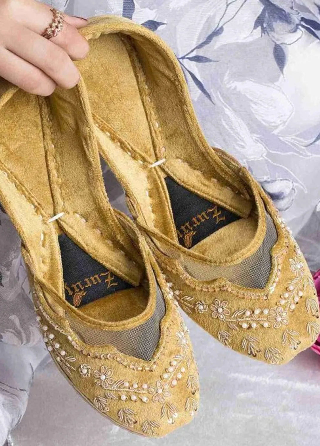 Zuruj Festive Style Khussa JK-2-Golden