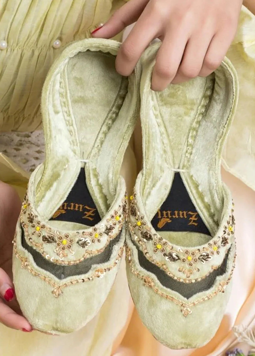 Zuruj Festive Style Khussa JK-3-Pista