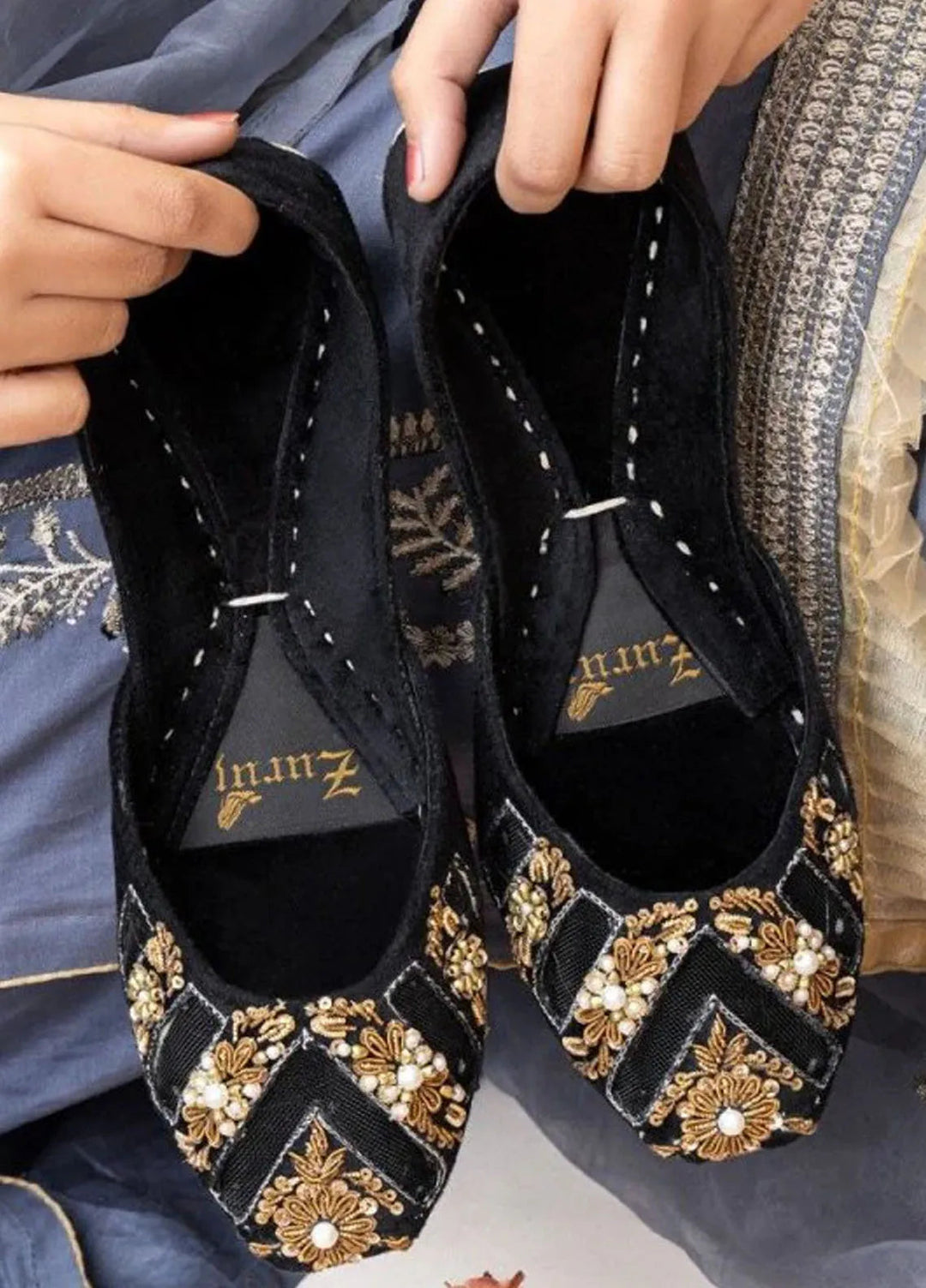 Zuruj Festive Style Khussa JK-6-Black