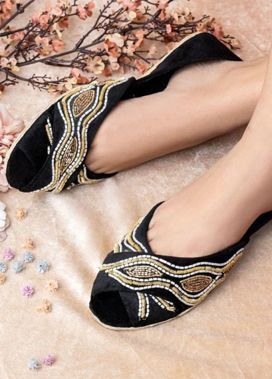 Zuruj Festive Style Khussa PE-1-Black