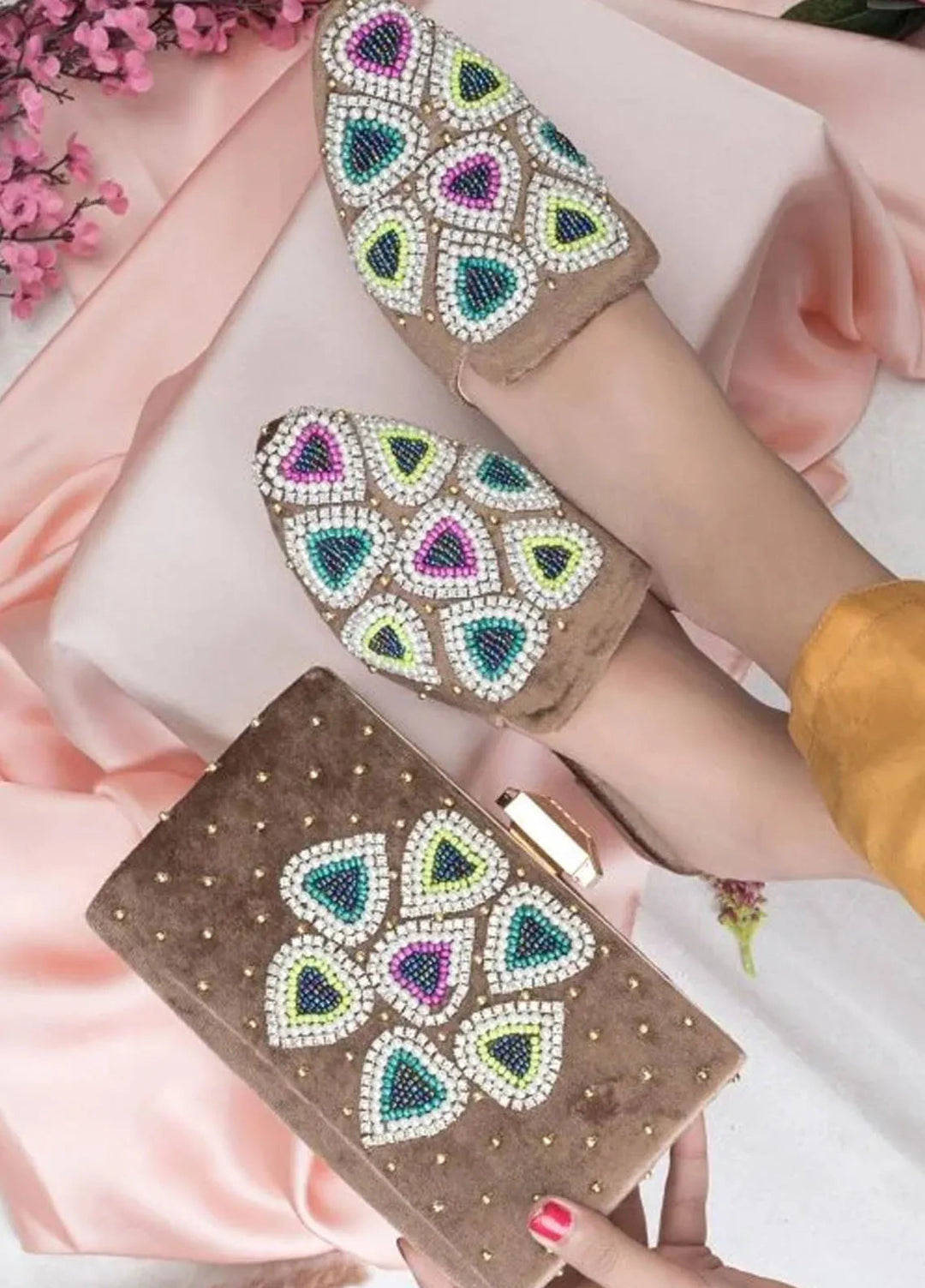 Zuruj Festive Style Mules x Clutch MC-255-Chickoo