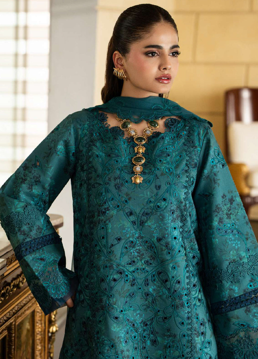 Carnation by Rang Rasiya Unstitched Embroidered Lawn 3 Piece Suit RR26UCL D16 LIARO - Eid Collection