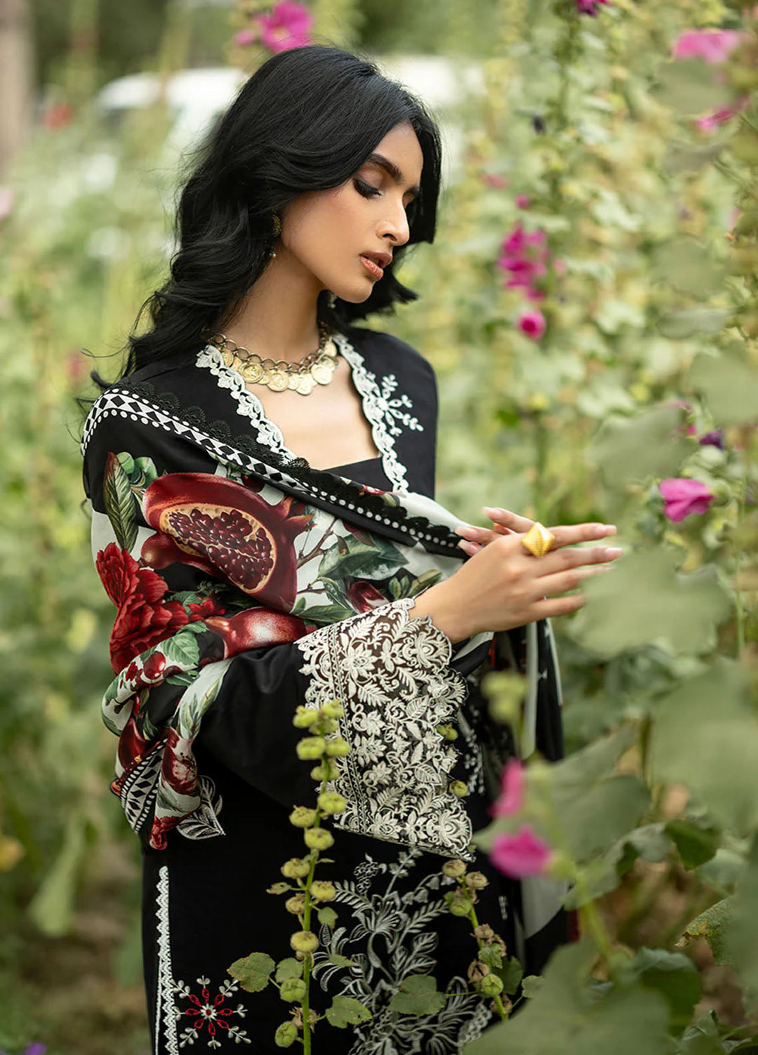 Zainab Chottani Unstitched Embroidered Lawn 3 Piece Suit ZC26ULE Fia 03 - Eid Collection