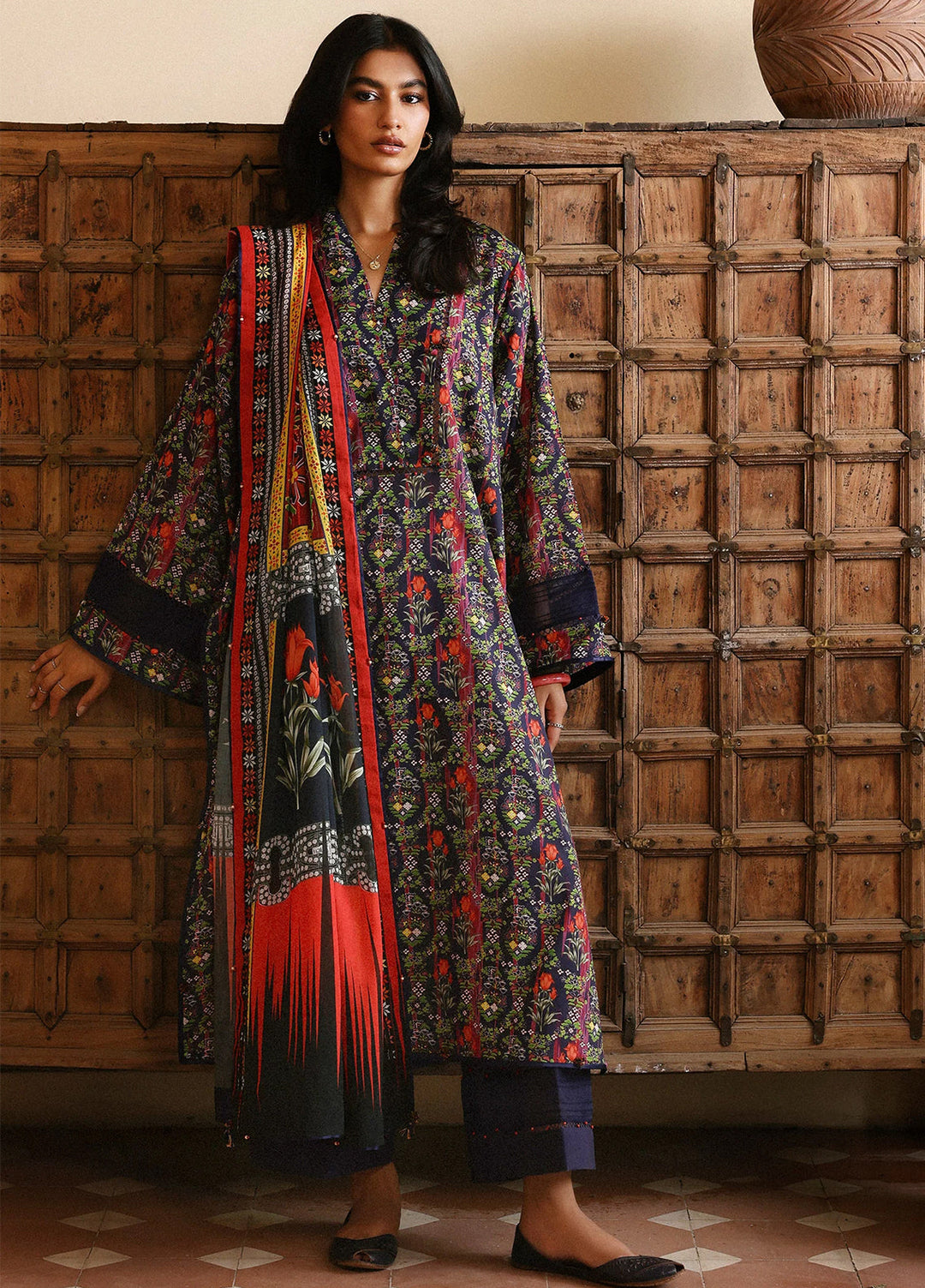 Amaya by Zaha Unstitched Printed Lawn 3 Piece Suit ZK26UAL Veda APL26-08 - Casual Collection