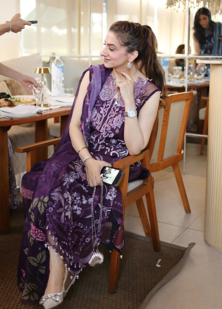 Asifa and Nabeel Unstitched Embroidered Lawn 3 Piece Suit AN26ULE Plum Royale VSL 26-10 - Eid Collection
