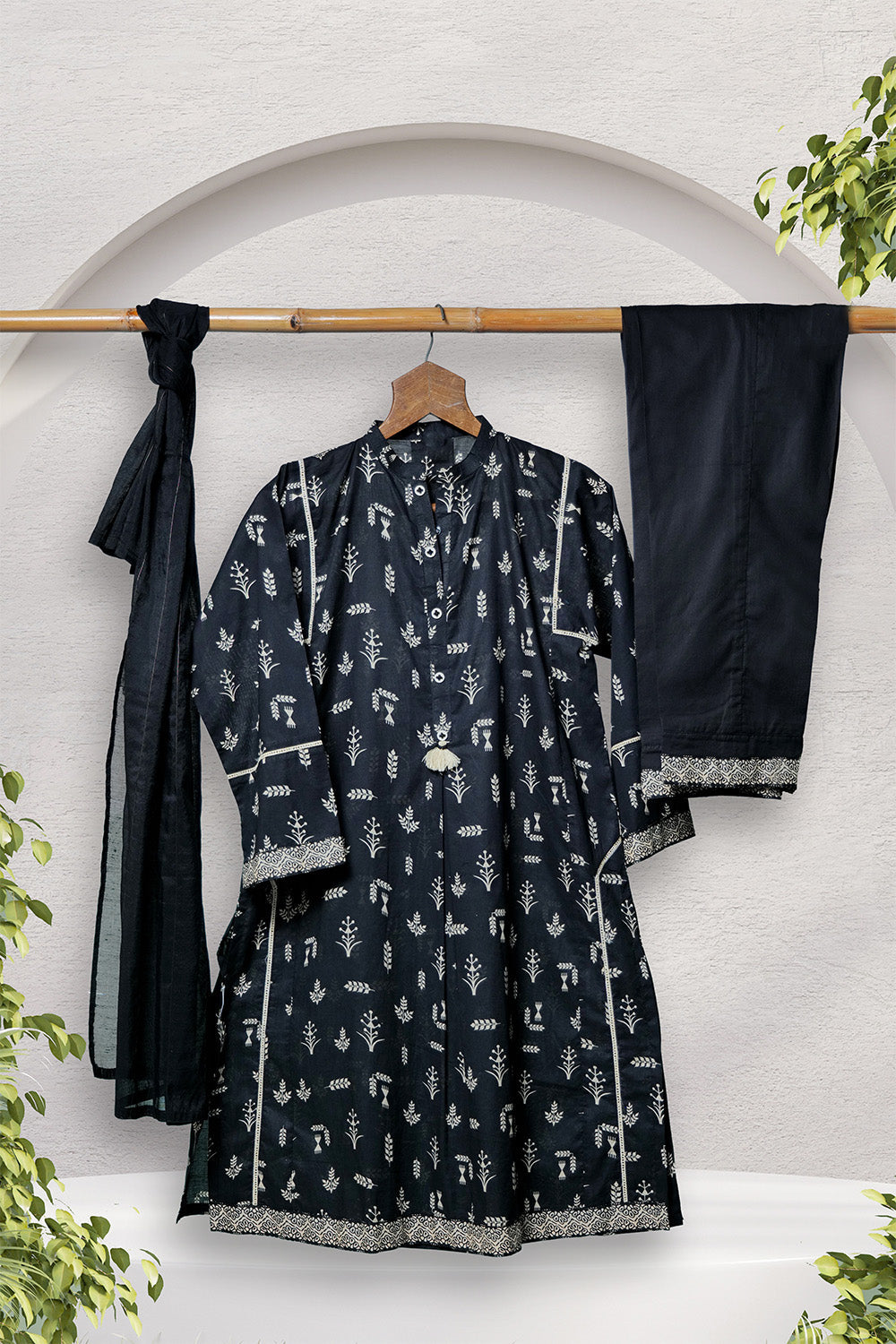 Senorita Girls Ready to Wear Girls Black and Fawn Casual 3 Piece Suit Cotton Lawn Printed GAD-02700 - Summer Collection