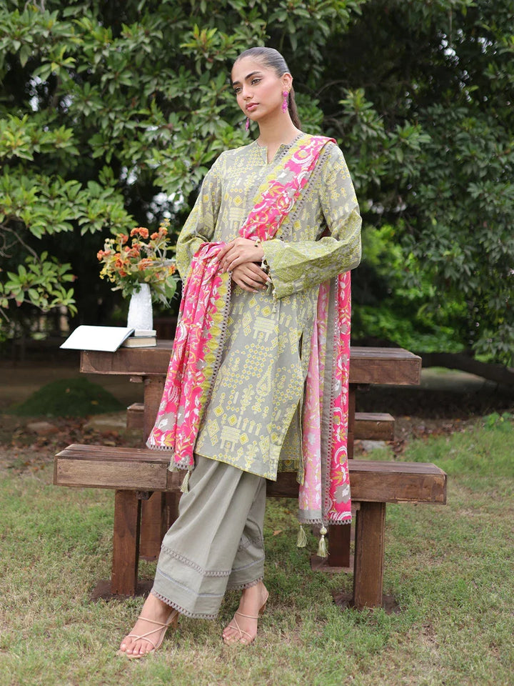 Salitex Women Embroidered Cambric 3 Piece Suit WUS3BS24IZ011 - Winter Collection