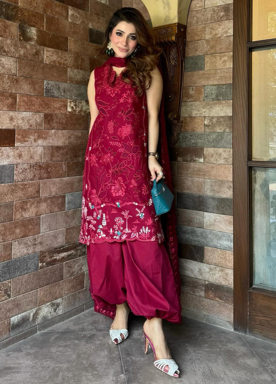 Lilas by Republic WomensWear Unstitched Embroidered Lawn 3 Piece Suit RW26ULL D-8A - Eid Collection