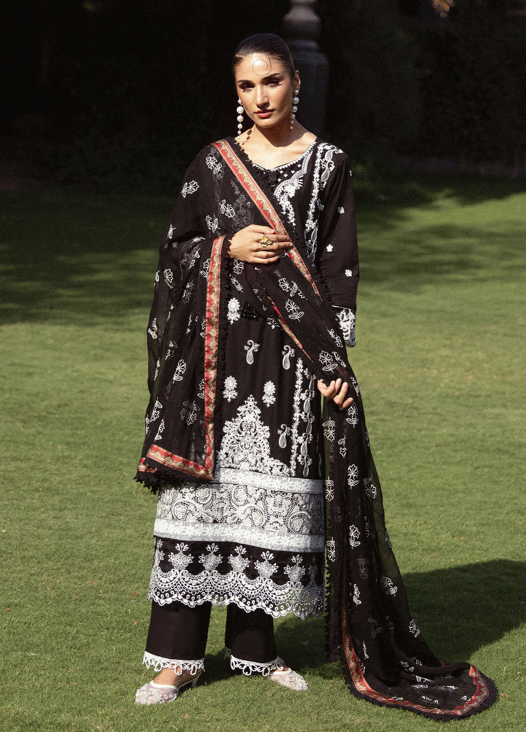 Raum by Sarb Unstitched Embroidered Lawn 3 Piece Suit RS26ULL RLL-02 - Eid Collection