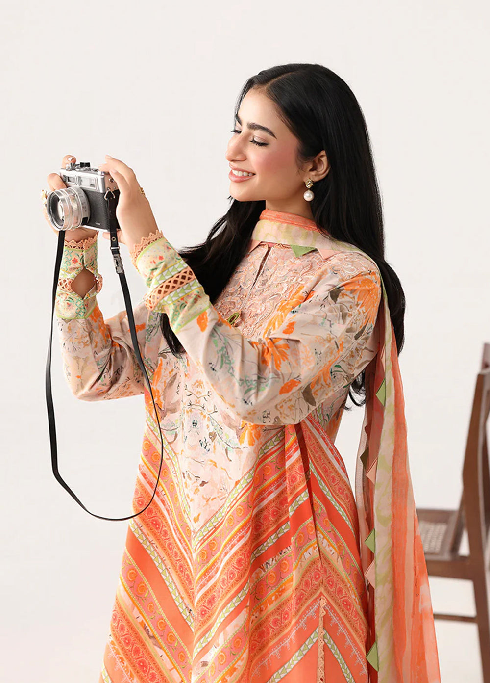 Rosette by Roheenaz Unstitched Lawn Embroidered 3 Piece Suit RNZ26UR Whispering Wind-7A - Summer Collection