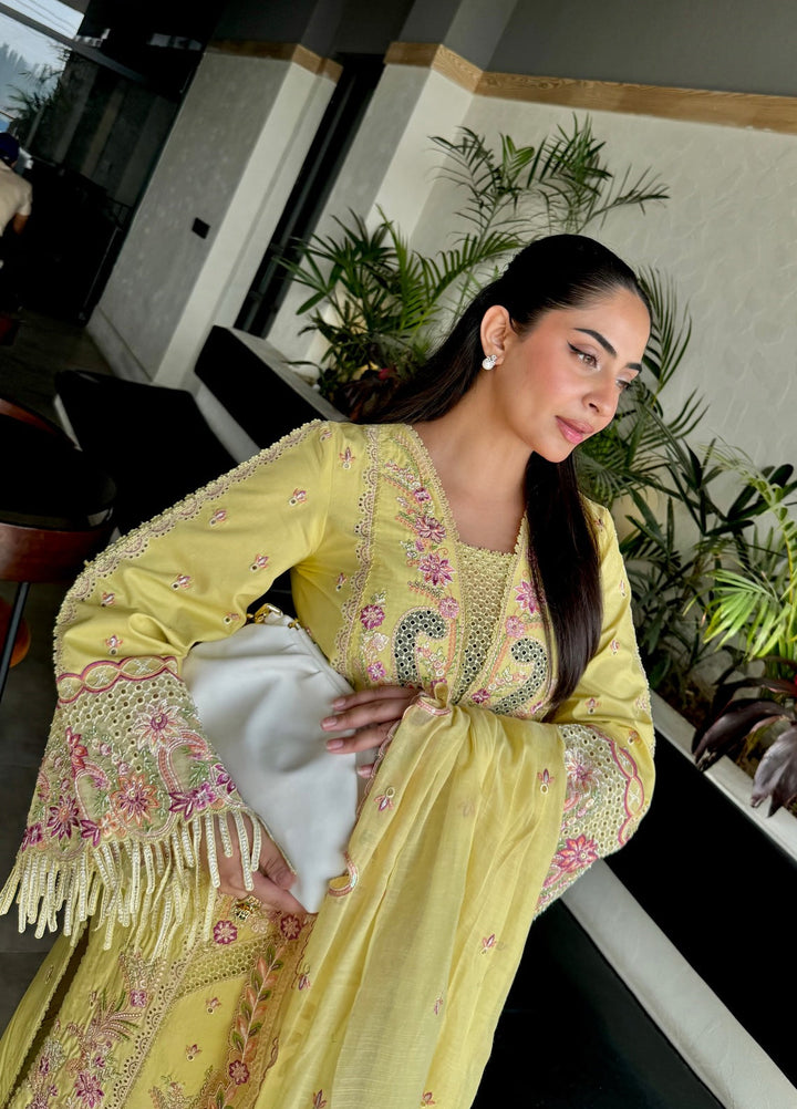 Aura of Flora by Zarizaa Unstitched Embroidered Lawn 3 Piece Suit HONEY Lawn Collection