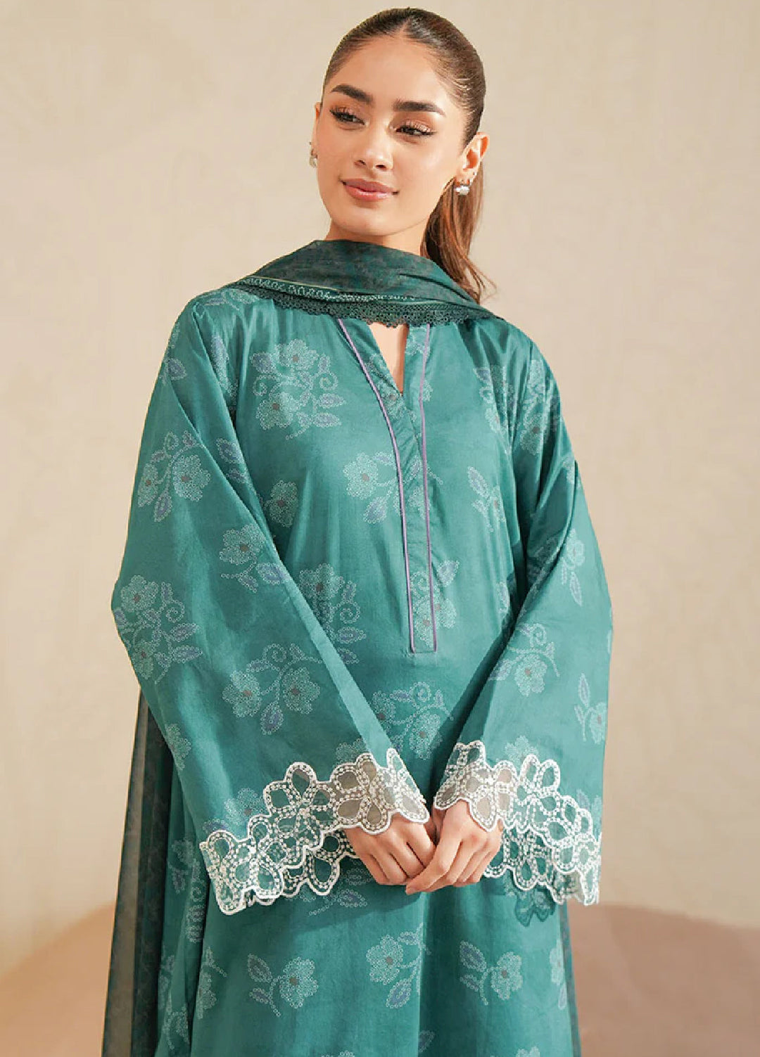 Cross Stitch Unstitched Lawn Embroidered Lawn 3 Piece Suit CS26UD D-5 Forest Dew - Summer Collection