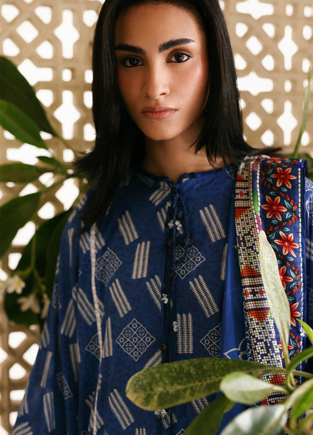 Amaya by Zaha Unstitched Printed Lawn 3 Piece Suit ZK26UAL Zaria APL26-09 - Casual Collection