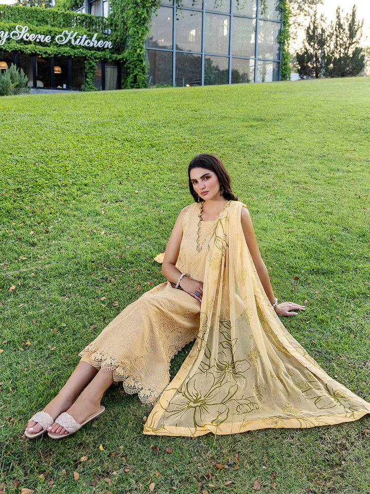 Sole by Yards Unstitched Embroidered Lawn 3 Piece Suit Essence Casual Collection