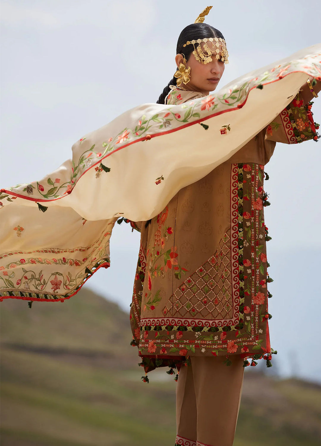 Kashmee Legacy by Elan Unstitched Embroidered Jacquard Lawn 3 Piece Suit EL26ULKL Zérin EL26-12B - Festive Collection