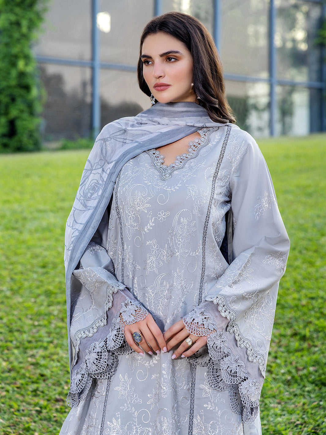 Sole by Yards Unstitched Embroidered Lawn 3 Piece Suit Poise Casual Collection